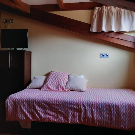 Hotel La Plaza Proaza Extérieur photo