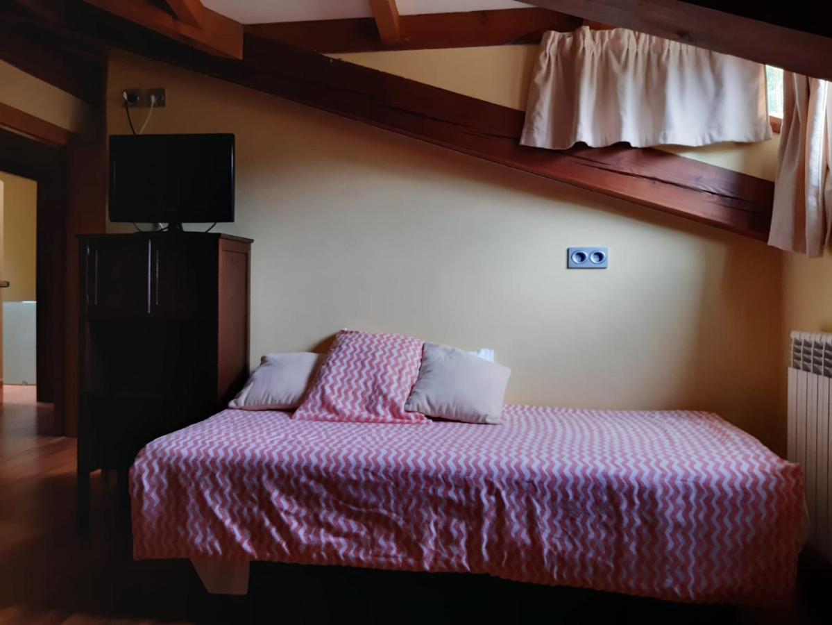 Hotel La Plaza Proaza Extérieur photo